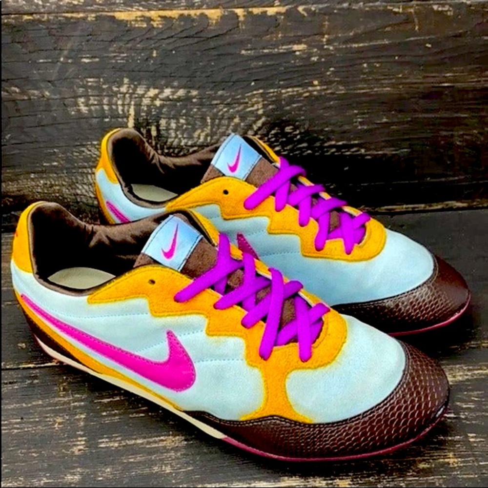 Nike (suede) sneakers